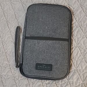 Emerald Waterways Travel Wallet Passport Holder Credit Card ID Case Zipper Grey